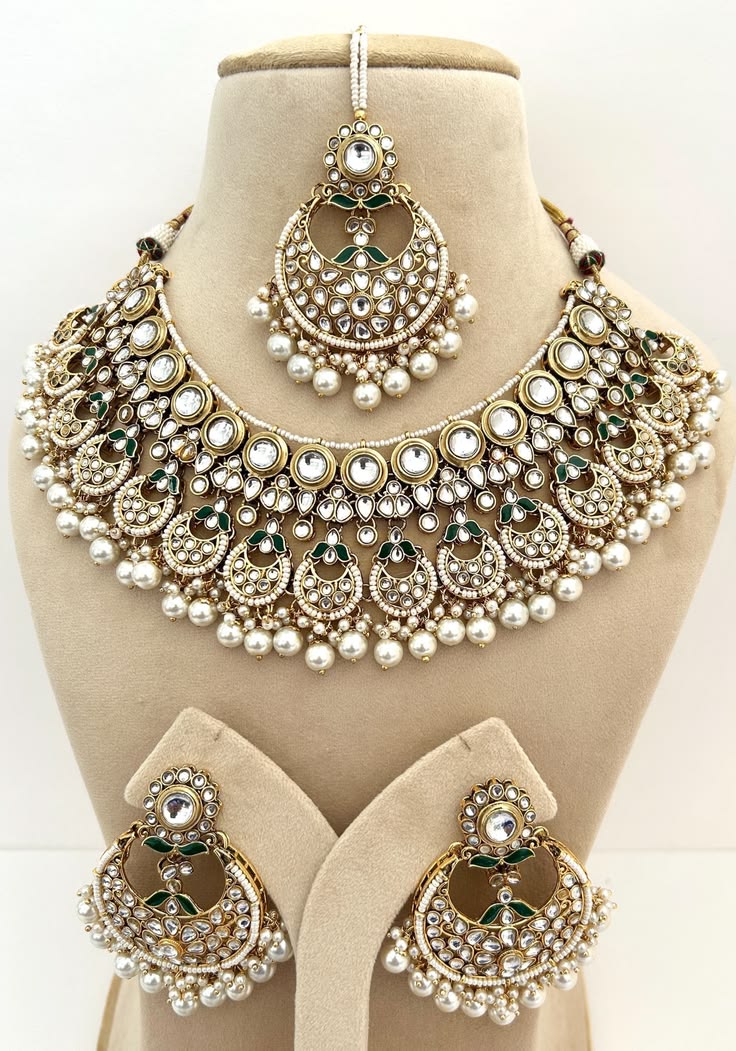 hahi Dulhan Kundan Choker with Maang Tikka
